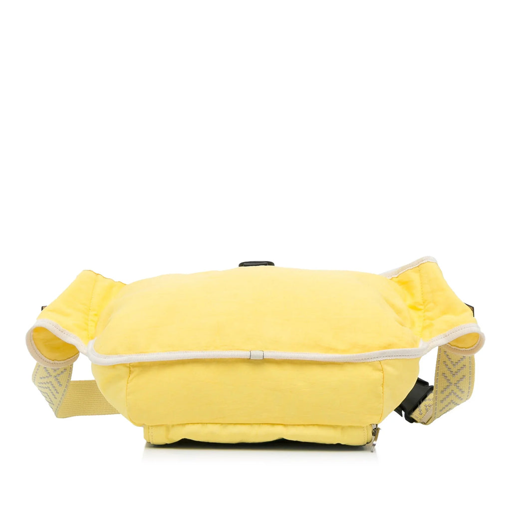 Yellow Belt (New Bag Defects) Unisex For Pre-Owned Love Fabric Authenticated with Nylon Blind