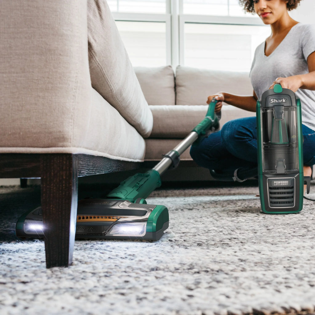 Brushroll Shark Rotator Vacuum Lift-Away Upright with Powered Self-Cleaning Speed