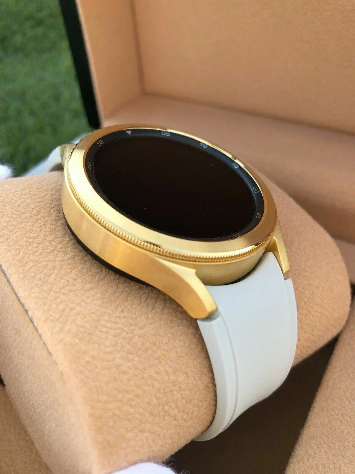LTE Band Bezel 4 Gold Plated Watch Gray Gold 46mm Gold Custom 24k Galaxy