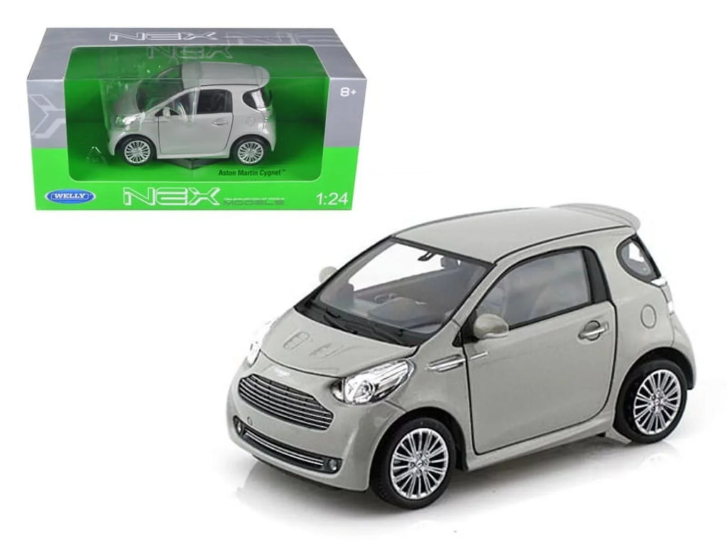 Diecast 1/24 Silver Martin Aston Cygnet by Welly Model Car