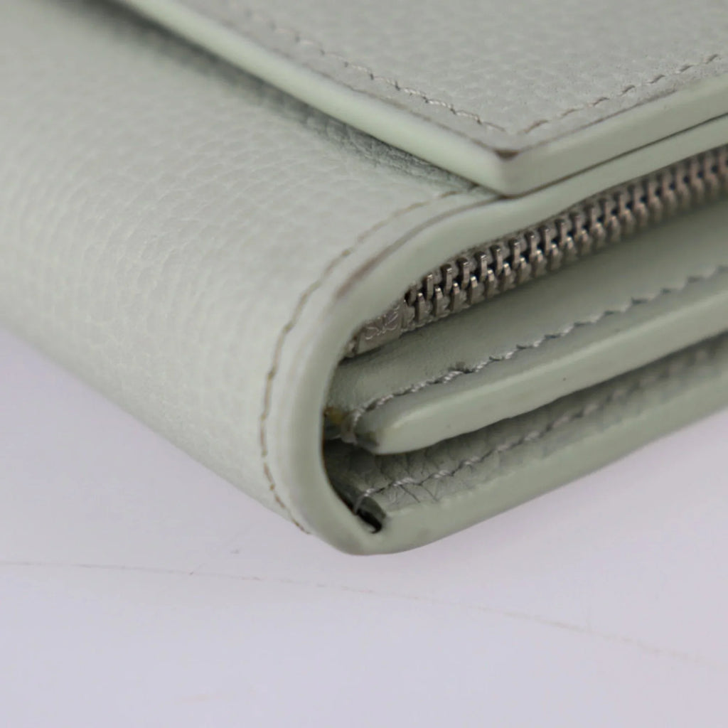 L-shaped compact ANAGRAM series metal Loewe light C821L57X01 WALLET green COMPACT (Good) fastener silver flap fittings Pre-Owned folio LOEWE wallet Anagram FLAP leather