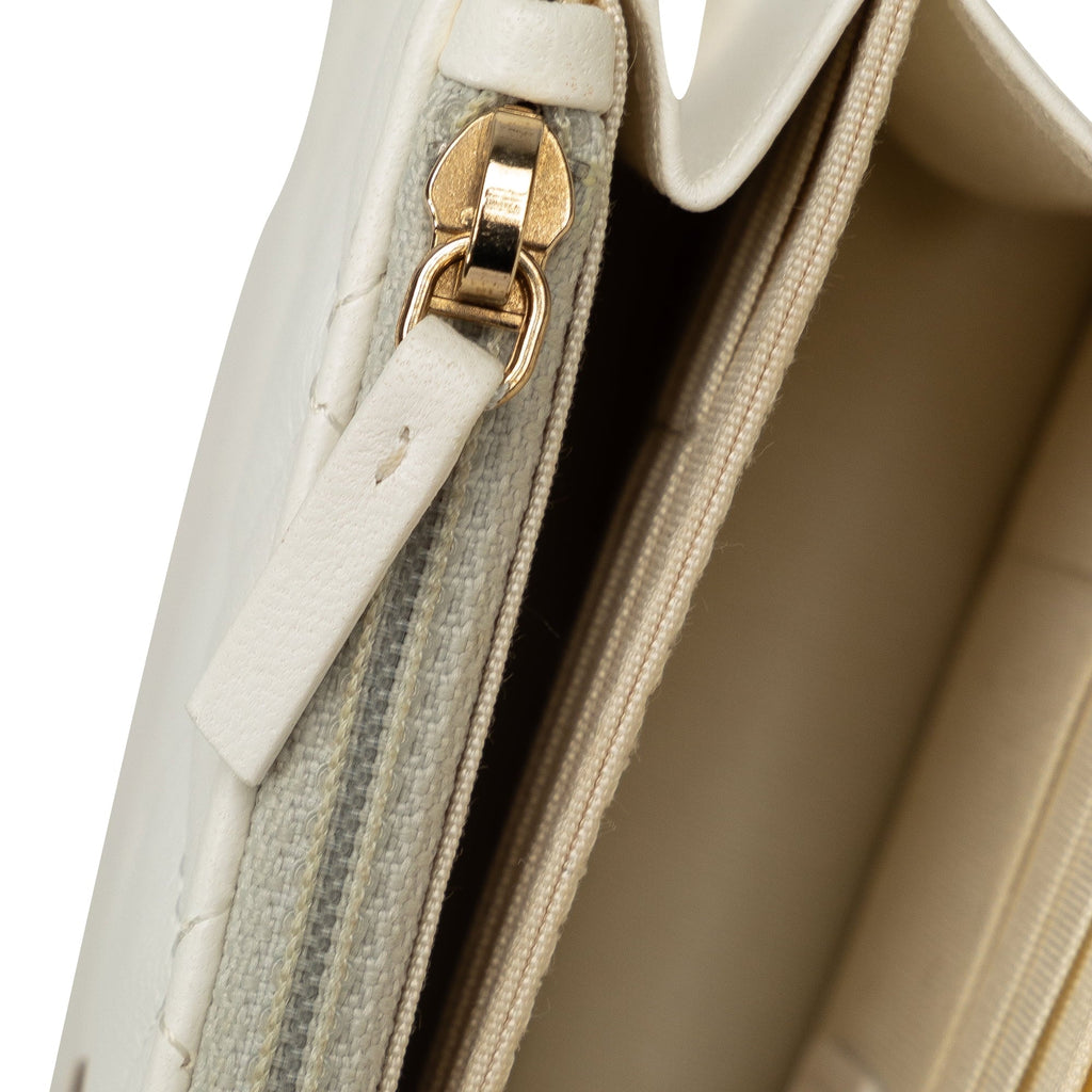 Leather (Good) Chain On Unisex Crossbody Pre-Owned Romance Authenticated Bag White Lambskin Wallet